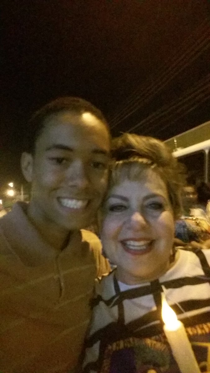 sirviniicius's tweet photo. Com a ex-prefeita de Mossoró @FafaRosado , na procissão de Santa Luzia 2015, no domingo passado. https://t.co/leSWJo5kIe
