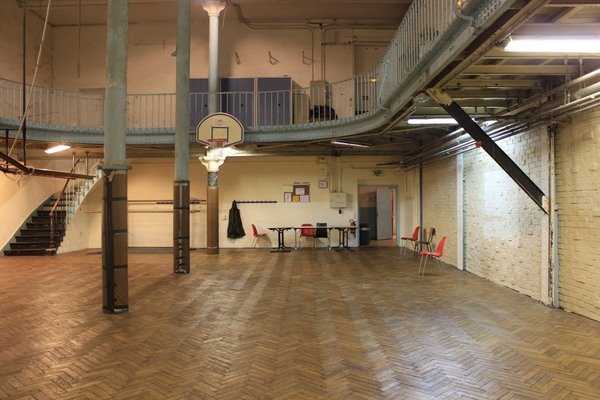 call_me_PRC's tweet photo. Oldest surviving basketball court (1892) is in a Paris YMCA. Gym was modeled after the Springfield Y. https://t.co/BCeKhWQnSL