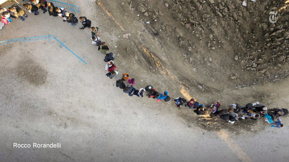 nytimesphoto's tweet photo. Drone photos provide a sense of the long, arduous journey migrants are making across Europe https://t.co/Q2vFU0Cb8F https://t.co/JyXUYn87hn