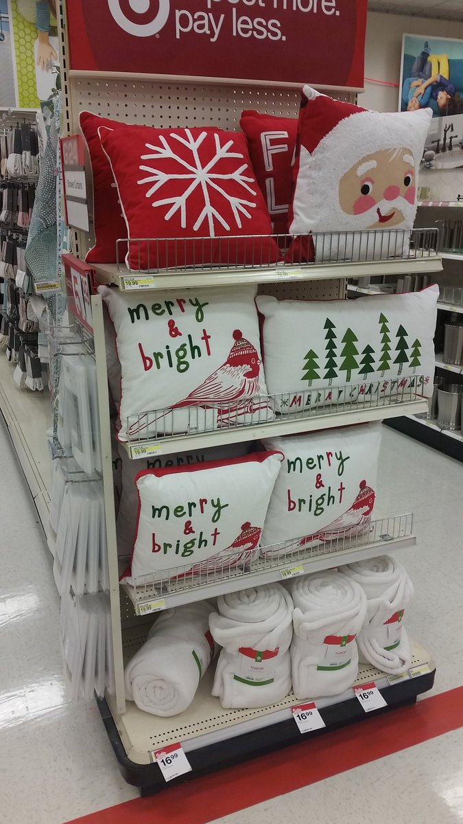 TargetTrent's tweet photo. Gettin' it all out of the back! #G194Christmas #FillFloorNotStockings #10thDay @detroitswan @ContrucciJoe @lewmeg2 https://t.co/0djUc6CoFE