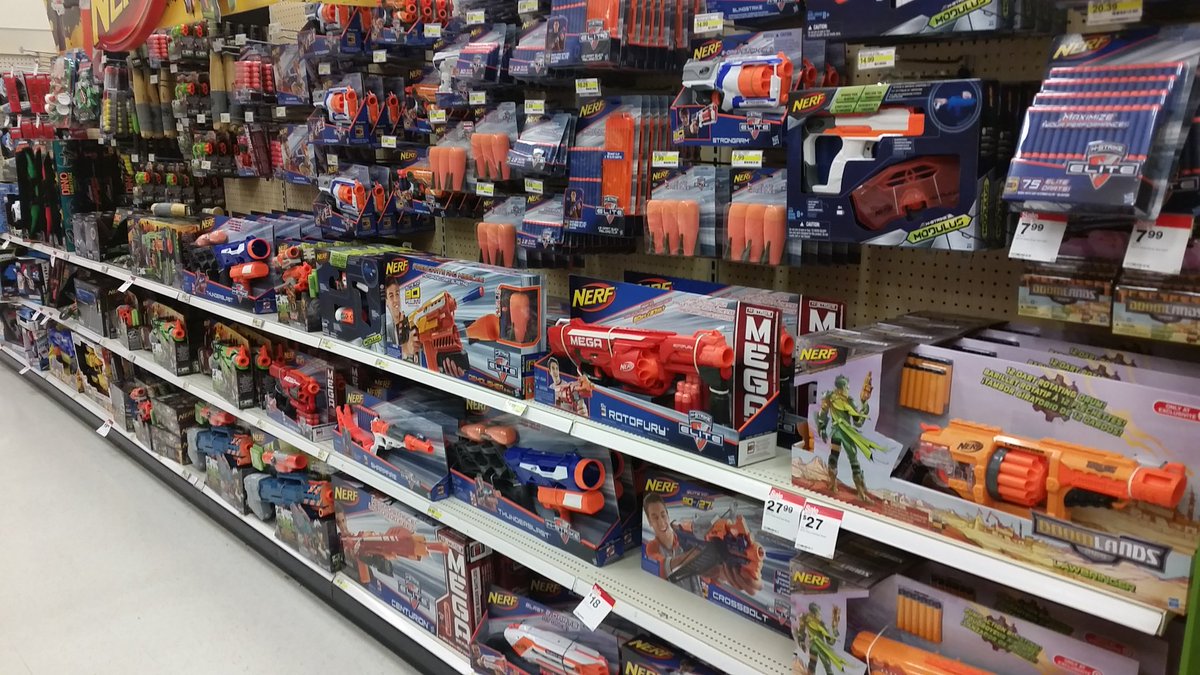 TargetTrent's tweet photo. Toys on fleek at #TheGreat1788 #G194Christmas #FillFloorNotStockings #10thDay @detroitswan @ContrucciJoe @lewmeg2 https://t.co/fPP76BH69z