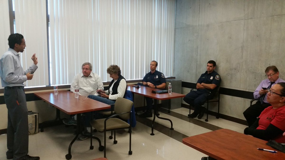 UcsimConsortium's tweet photo. Orange county Prehospital care sim day!!! #ucirvinesim #uciem https://t.co/eD7Dy7bvO1