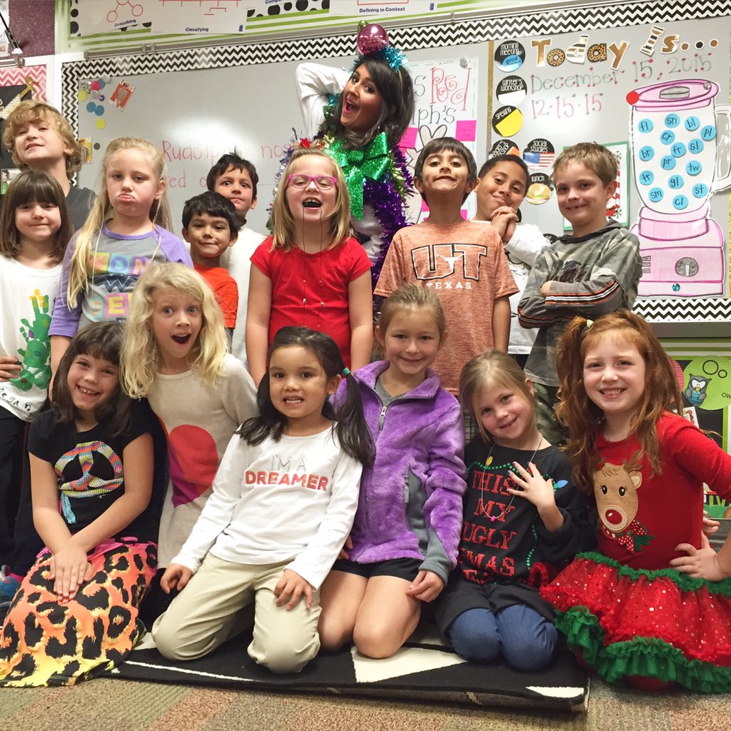 fancyfirstiehq's tweet photo. tacky is the new fancy 🎉🎄💁🏻 #uglysweater #fancyfirsties @CEScowboys https://t.co/zqDk3PuTDy