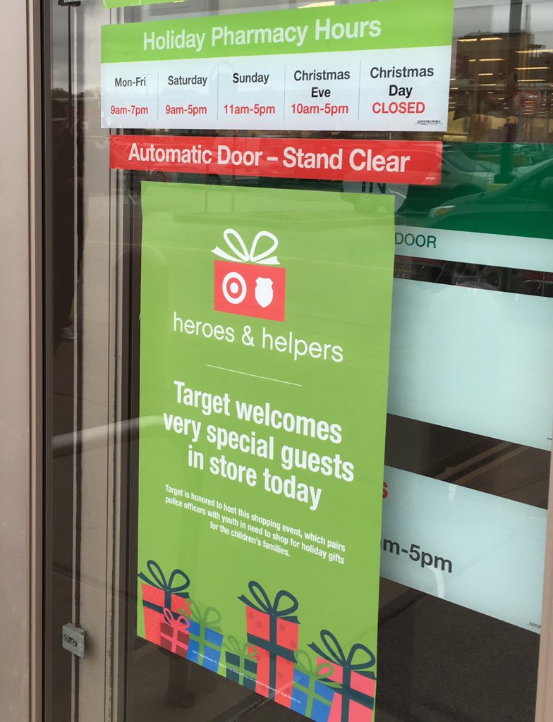 🚔 Hosting Heroes &amp; Helpers at #T2228 today! 🚔 <a href="/timcachat/">Tim Cachat</a> <a href="/ginasullivan25/">Gina Sullivan</a> <a href="/rachelegbers/">Rachel Herndon</a>