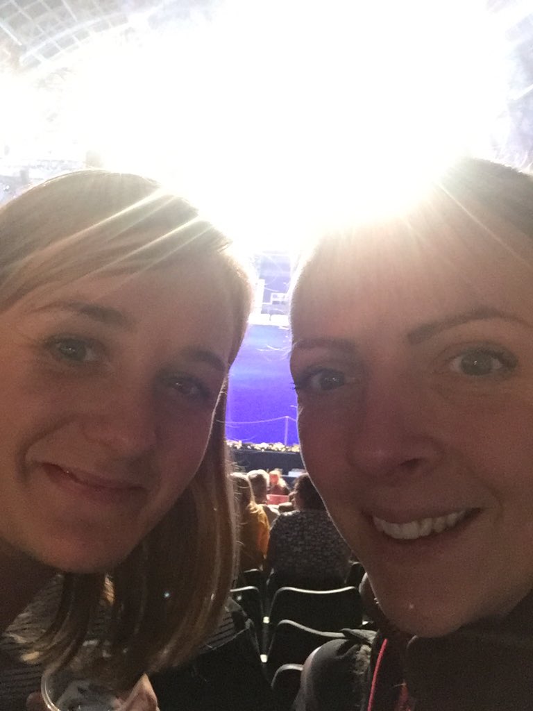 foxyonex's tweet image. Foxxyouting #olympiascreen