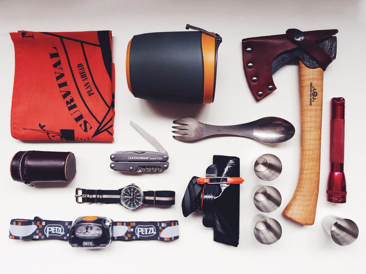 everydaycarry's tweet photo. When Ashley wants to get away, she brings these camping essentials to the great outdoors https://t.co/L2jXX0Ycvb https://t.co/kyL9RZysKR