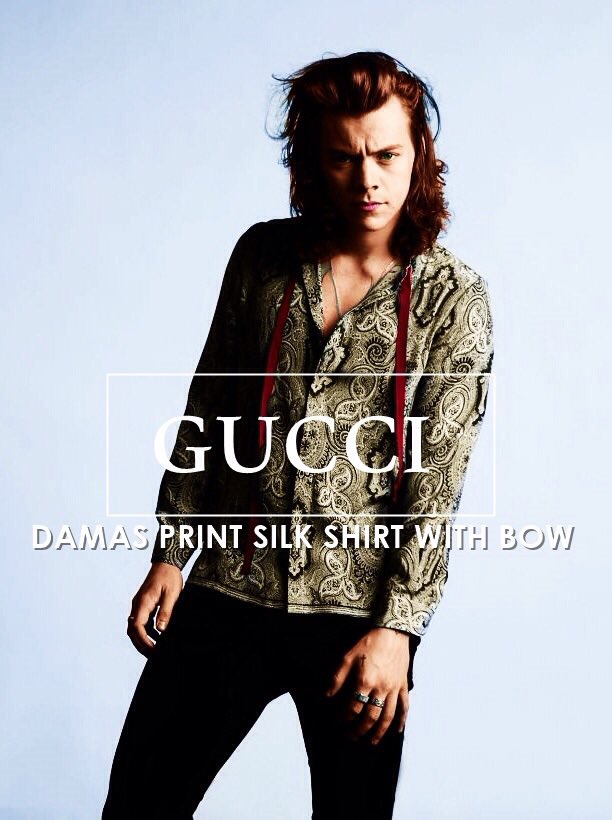Social_couture_'s tweet photo. Harry styles loves his Gucci💮 https://t.co/pI9MrAX5sS