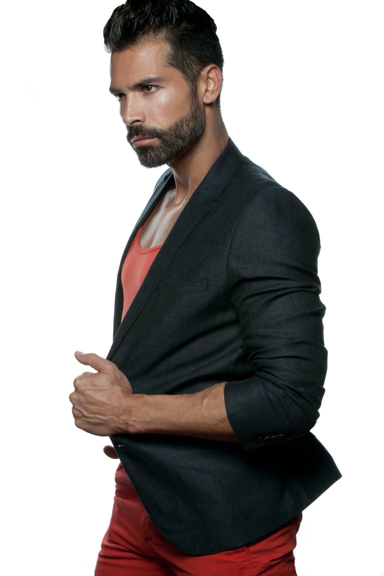 DionisioFans's tweet photo. #DionisioHeiderscheid #Male #Model #Beauty #Fashion https://t.co/6tf72d3UKg