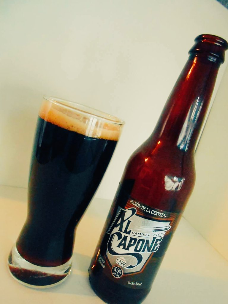 BarondlCerveza's tweet photo. Martes de darle @DFbeer @Chelaya_ @500cervezas @8y3cuartos @HGastrobar @CiceroneCibeles @VidaCondesa @rubencronicas https://t.co/9enTw31kro