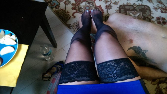 Smothering this slut! https://t.co/73R00dgoPa<a href="/tag/footfetishfriday"class="tags"><span>#footfetishfriday</span></a>