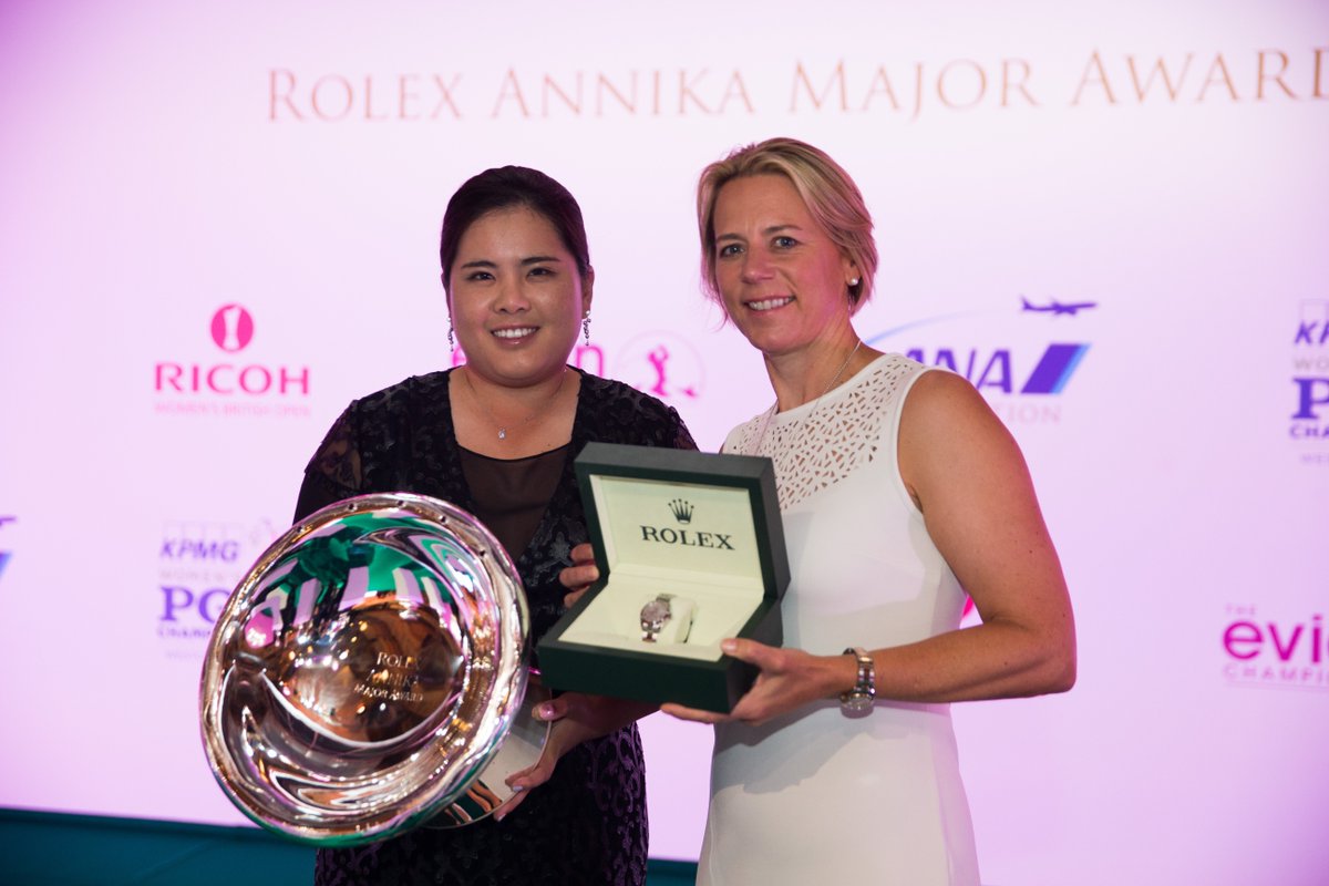 EvianChamp's tweet photo. Remember when @InbeePark clinched the 2015 Rolex Annika Major Award!
What a performance! Park, the #MajorQueen! https://t.co/tHiHldqXjM