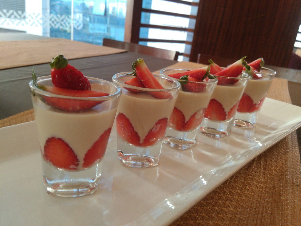 Viharin_Nidhikm's tweet photo. #Christmas #offers @ Four Points by Sheraton,Vashi @sheratonhotels #Mumbai #packagedetails
https://t.co/f3iZmsgTkb https://t.co/JI1mIpRFMw