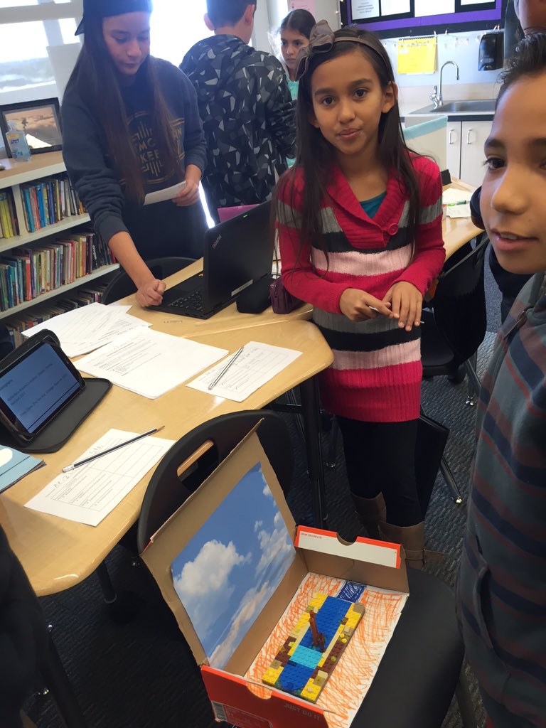 MenasClass's tweet photo. #cam311 jumped on the @CamSix415 Egyptian merry go round to get a 6th grade preview #camlearns https://t.co/nqDLd6lEO8