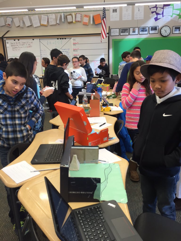 MenasClass's tweet photo. #cam311 jumped on the @CamSix415 Egyptian merry go round to get a 6th grade preview #camlearns https://t.co/nqDLd6lEO8