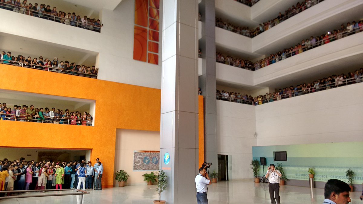 1raghavbhardwaj's tweet image. The big event #PULSE2015 started @Persistentsys @anandesh @munjays @MontgomeryKen rocked the stage :) #persistent25