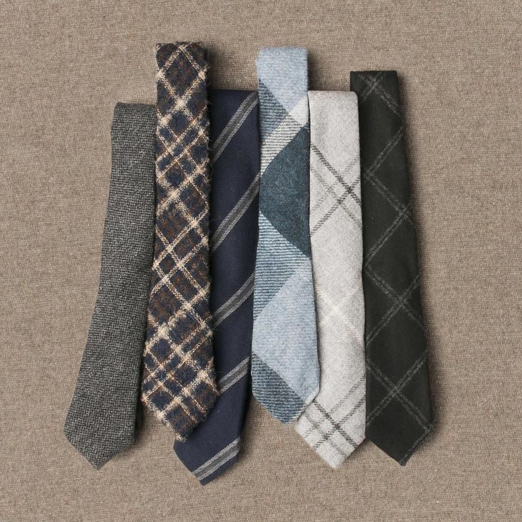 unionmadegoods's tweet photo. Gift Idea no.21: woolen neckties from @alexanderolch Link in bio. #madeinusa #holidayperfe… https://t.co/Zt3RXIMVzk https://t.co/NcjgDx1LNP