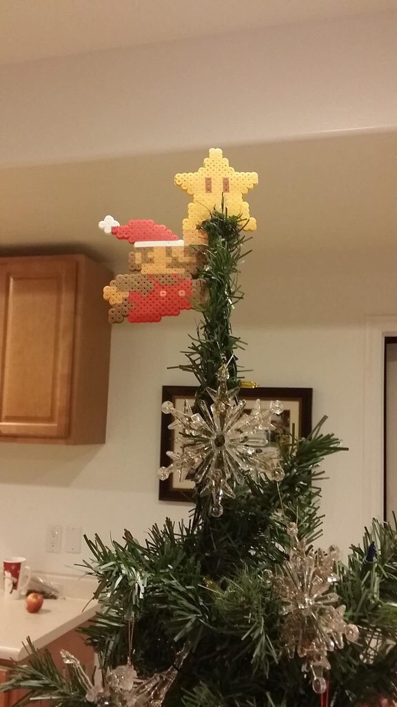 ParejaGamer's tweet photo. Ey #Gamers ¿Ya pusieron su arbolito navideño? https://t.co/RPPeg2iTDL