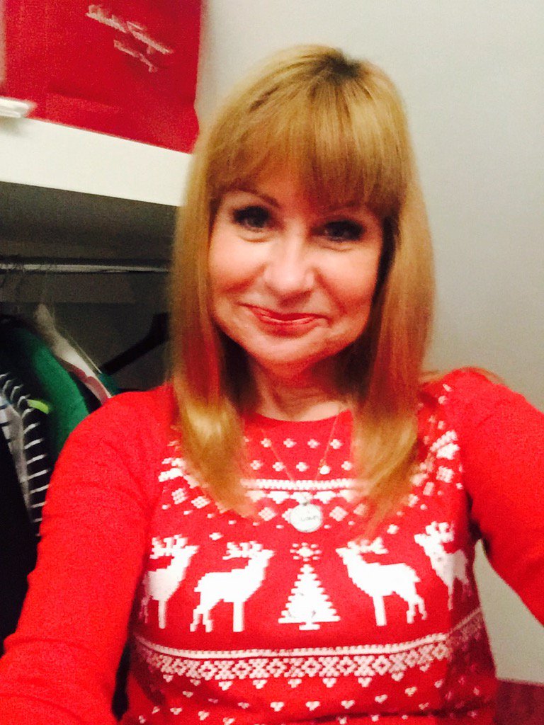 JollyClothing's tweet photo. "@SianWeather: Off to a Christmas party in the rain!Hope my deers don't get wet.... @SianWeather JollyClothing https://t.co/qQlUsydDNM"
