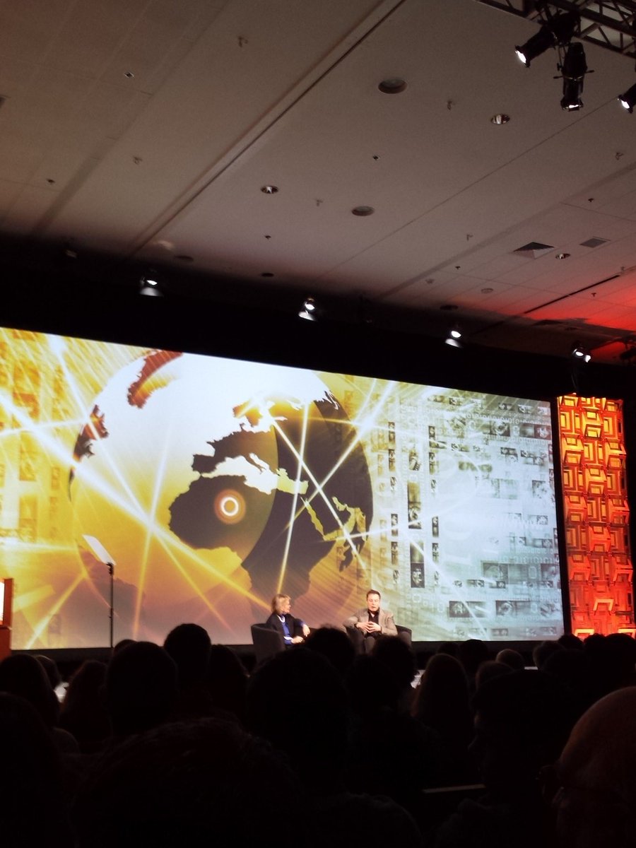 obSarveshon's tweet photo. @elonmusk supports  critical thinking and a carbon tax. #AGU15 https://t.co/x8BAHvF4Kn