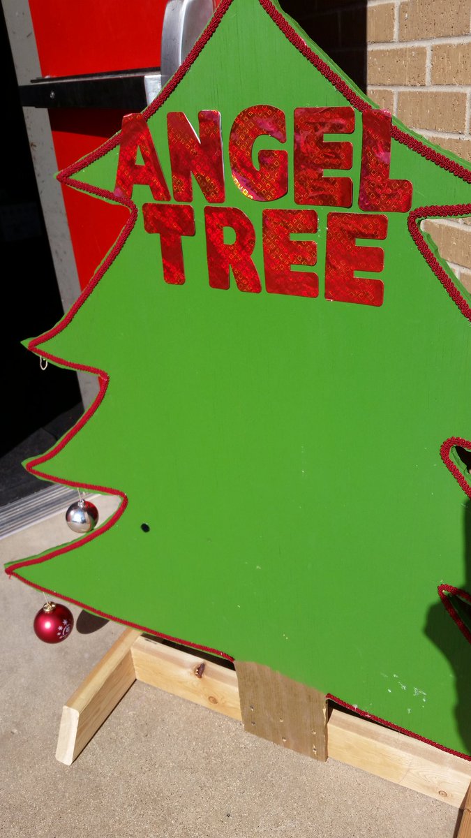 It's Angel Tree pickup day!! Our FCCLA members love this project! Thank you to our Life Skills students for helping!