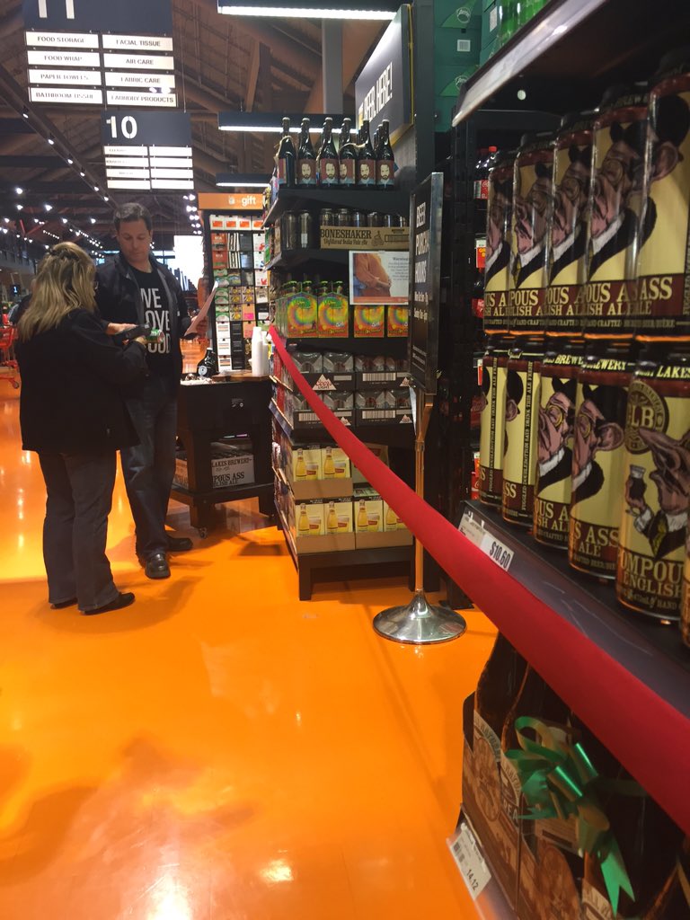 GreatLakesBeer's tweet photo. Big thanks to our MPP @PeterMilczyn for coming out to the ribbon cutting of craft beer at @LoblawsON! #LoblawsHasGLB https://t.co/rY40RwGVQo