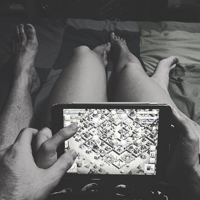 jhozzzzy's tweet photo. Es lo más romántico que he visto en mi puta vida. https://t.co/vvExUwrvD2