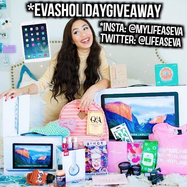 wanderlust_lrh's tweet photo. @lifeaseva #EvasHolidayGiveaway https://t.co/hNU7DTcF0A