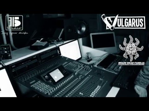 Preorder_pl's tweet photo. #Bazi x #TMKBeatz - Czarne Światło (#OneShot #Video)
> https://t.co/Zw1CAfxsTJ <
#vulgarius #braindeadfamilia https://t.co/TZjpSd4uFg