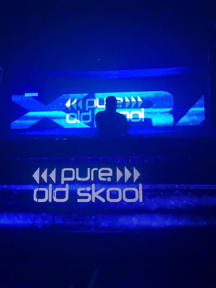 DJXRAY77's tweet photo. Out to everyone who caught my set at @PureOldskool1 on Saturday (10-12 with @pedders2011 ) 

What a quality night 💥 https://t.co/RmHF9icm6k