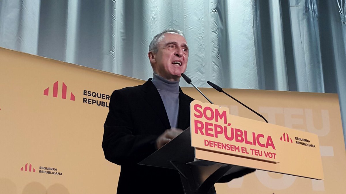 Esquerra_ERC's tweet photo. Miquel Àngel Estradé: 'Anem a explicar al poble espanyol que hi ha 2M que hem deixat de ser súbdits de l'Estat' #20D https://t.co/wtqxJkTxli