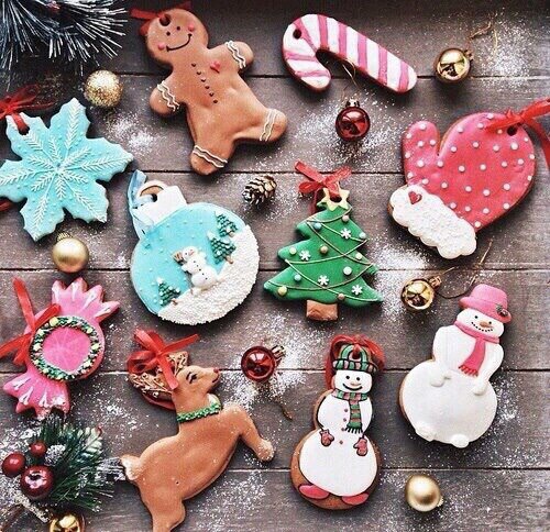 muz_tv's tweet image. Всем доброе утро! Уже нарядили ёлку? ;) #goodmorning