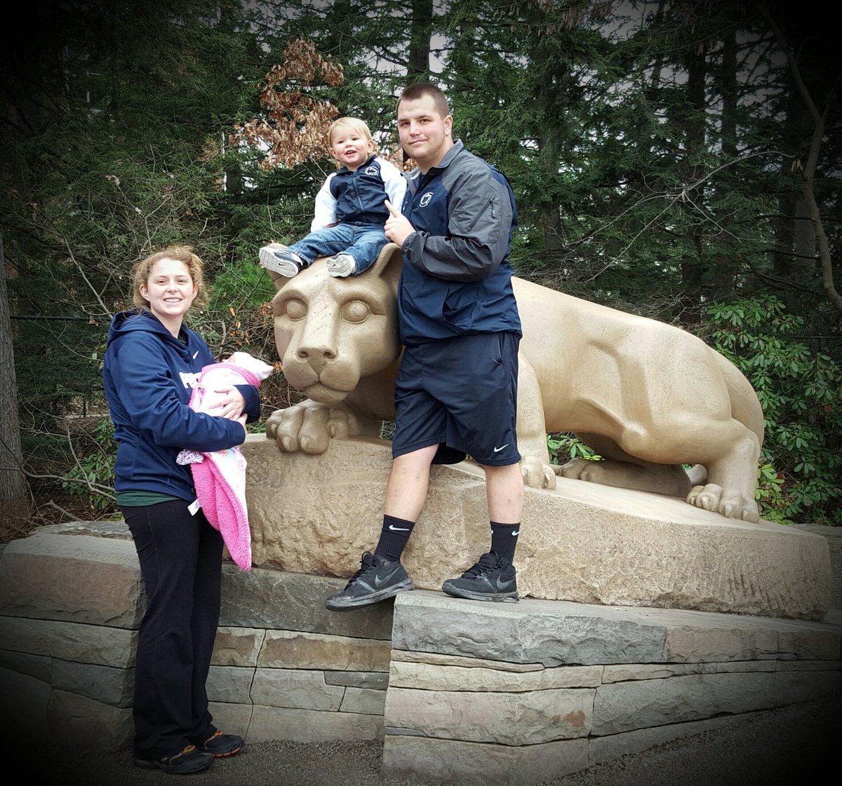 AckerMotorsport's tweet photo. #WeAre officially committing to be a @PennStateFball family. #ClassOf16 #ClassOf37 #ClassOf38 https://t.co/ru5EGHR2iD