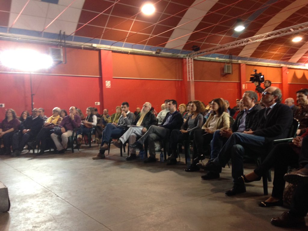 PSOE_CyL's tweet photo. .@LuisTudanca "@sanchezcastejon le dijo ayer a #Rajoy lo q la mayoría d los españoles piensa y q demostraran el 20D" https://t.co/xLXYGJHhqb