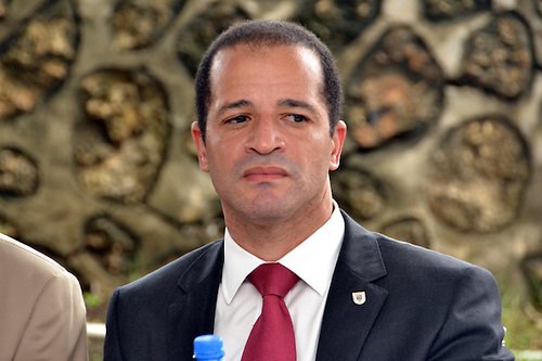 Luismartetd's tweet photo. Políticos lamentan asesinato de Juan de los Santos y piden investigación https://t.co/8t4xv9ocVi… https://t.co/Oklt8RpJwR
