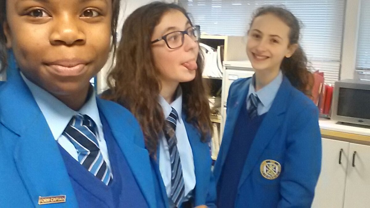 SmoothaBoopa's tweet photo. The health smoothies are over but don't forget to stay health! :) @TycoonInSchools @PJFoundation @dragonjones https://t.co/fRhpKQGqBf