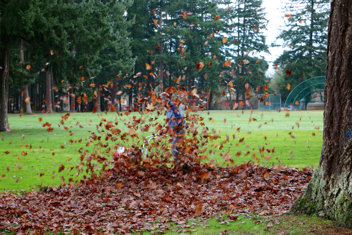 Lakewood (WA) (@cityoflakewood) on Twitter photo TY to <a href="/LancerBrigade/">2-2 ID (SBCT)</a> soldiers who today cleared debris at Harry Todd Park #IamLakewood goo.gl/Tjup3r TY to <a href="/LancerBrigade/">2-2 ID (SBCT)</a> soldiers who today cleared debris at Harry Todd Park #IamLakewood goo.gl/Tjup3r