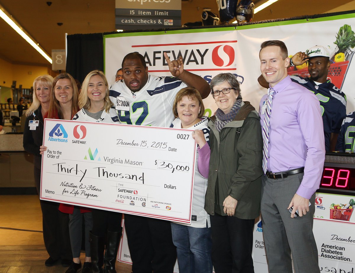 Seahawks's tweet photo. 2015 @Safeway #Seahawks Sweeps results:
1st @VirginiaMason
2nd @HopeHeart
3rd @AmDiabetesAssn 

#12s4Good https://t.co/CRI3vkEzsC