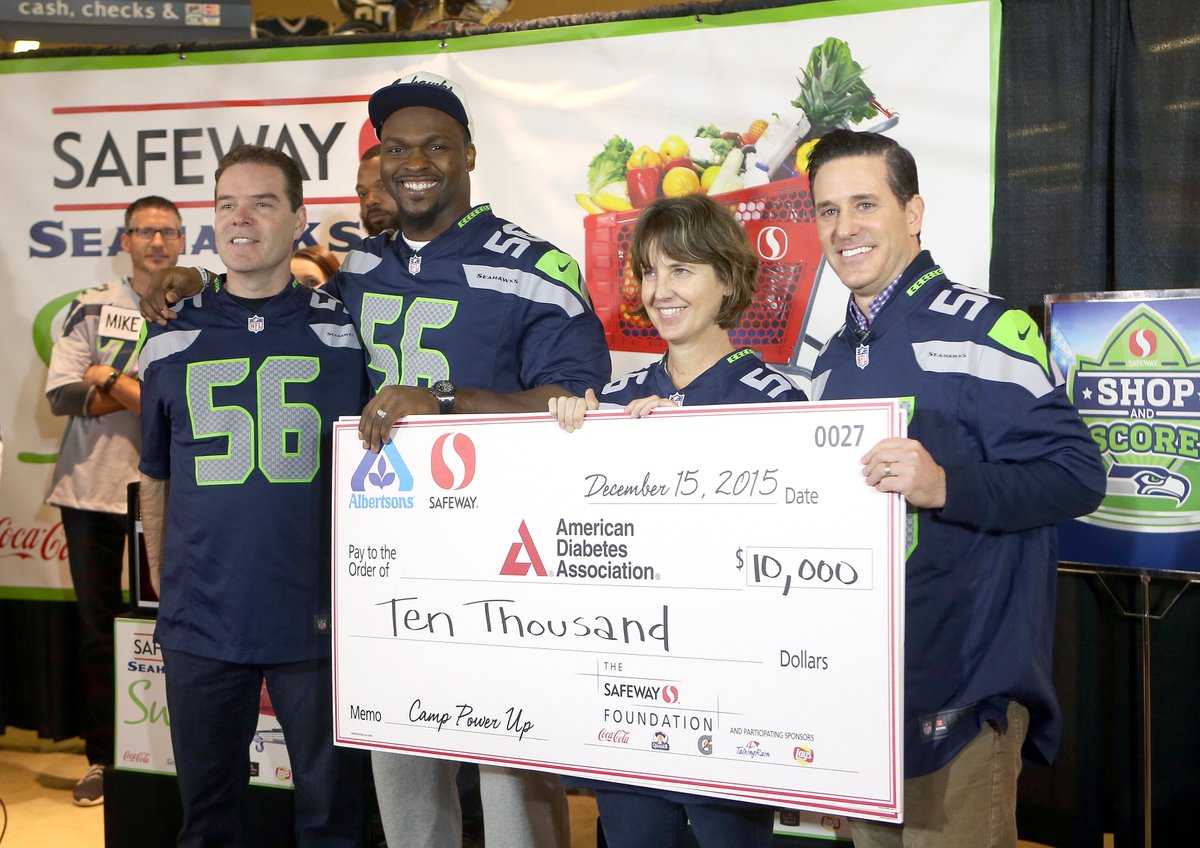 Seahawks's tweet photo. 2015 @Safeway #Seahawks Sweeps results:
1st @VirginiaMason
2nd @HopeHeart
3rd @AmDiabetesAssn 

#12s4Good https://t.co/CRI3vkEzsC
