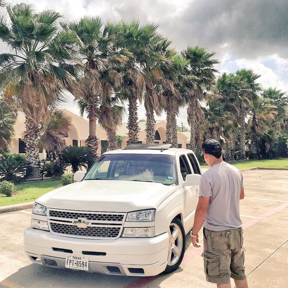 Rodriguez_Pedr0's tweet photo. Camarada Del Valluco #1Low4Door #BadBitch #ThatWatchDoe #SomethingBetterCommingUp 💂 https://t.co/eJU0q3dwNR