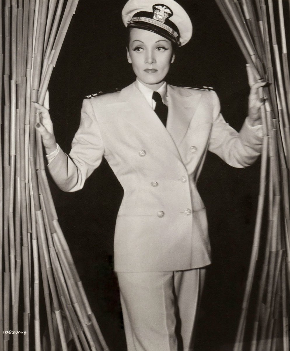 What Did Marlene Dietrich Look Like  in 1940 