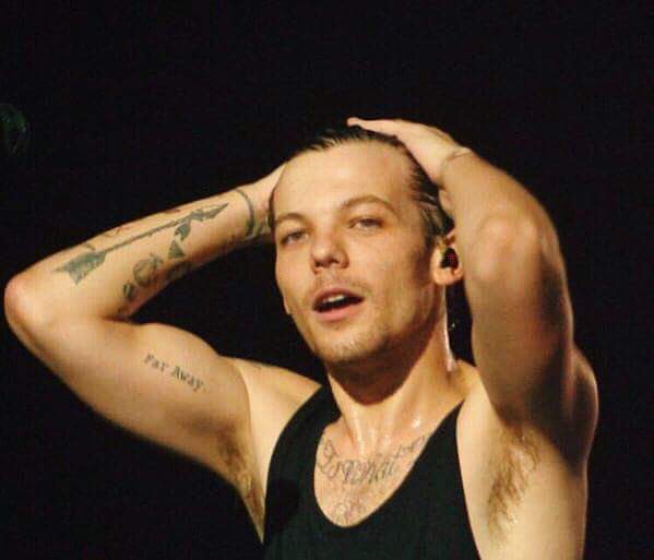 styles_troy's tweet photo. I THINK IM BACK LOL. https://t.co/T6zT4o8FGY