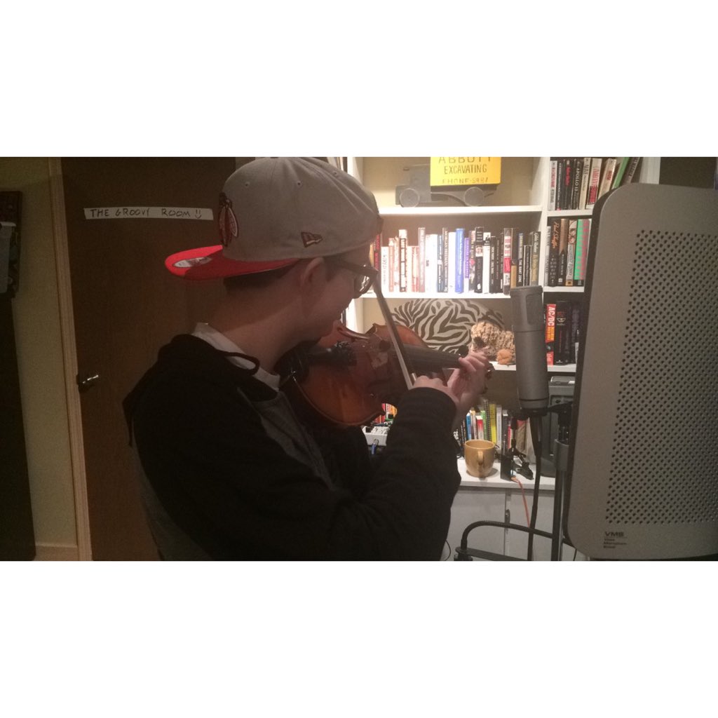 carefulgazeslut's tweet photo. Get stoked #simplicityEP https://t.co/4Kcp9EjGSj