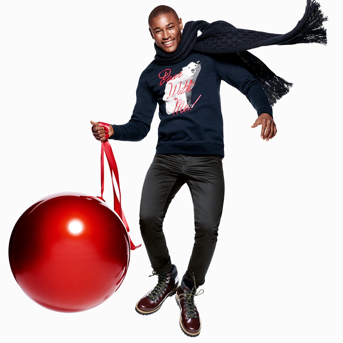 hmusa's tweet image. We're spreading some extra holiday cheer with a $1,000 H&amp;amp;M spree! Follow &amp;amp; RT. #HolidayPromo hm.info/126os