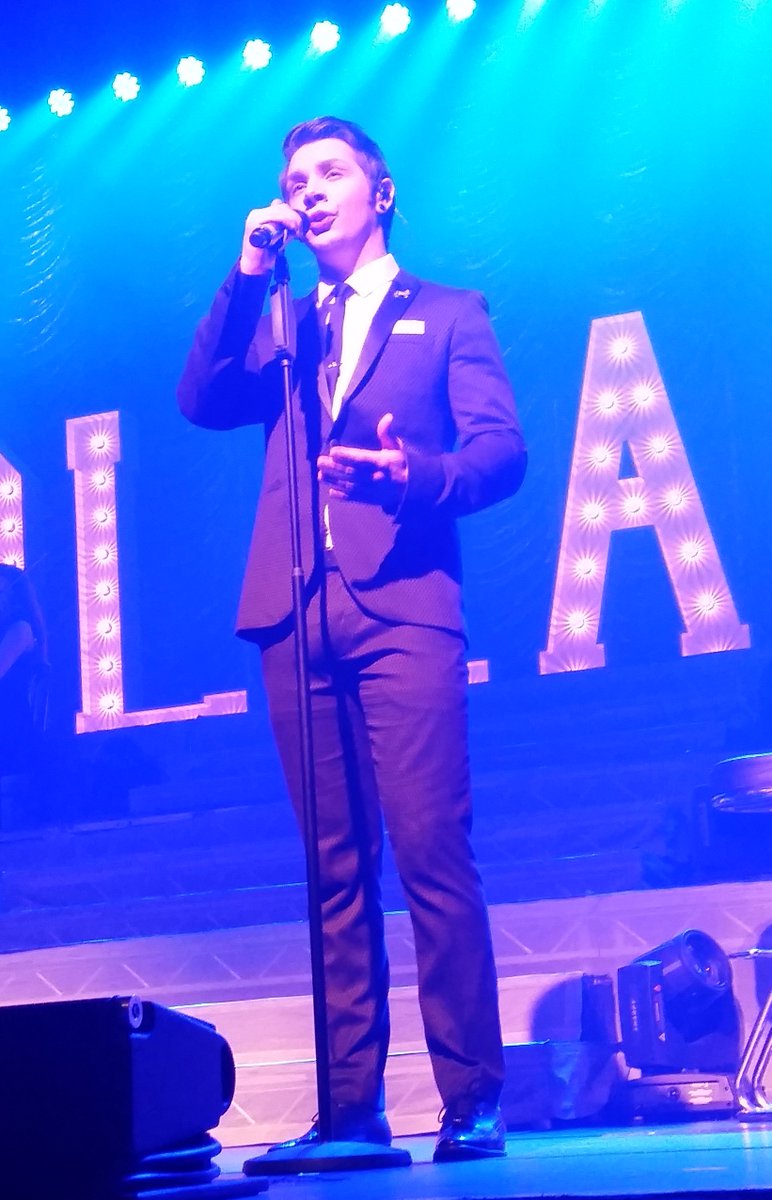 AnnaResearchRep's tweet photo. @ThomasCollabro #TomTuesday #CollabroTour2015 @barrie333 @PharmasWife @lisadonner02 https://t.co/o75uvGlY9y