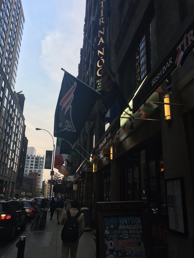 pm_hunter's tweet photo. @RyanLloyd4 I know! In NYC at the moment. Watched the game in a pats bar over here! D was very impressive. https://t.co/D99OXjlsAX