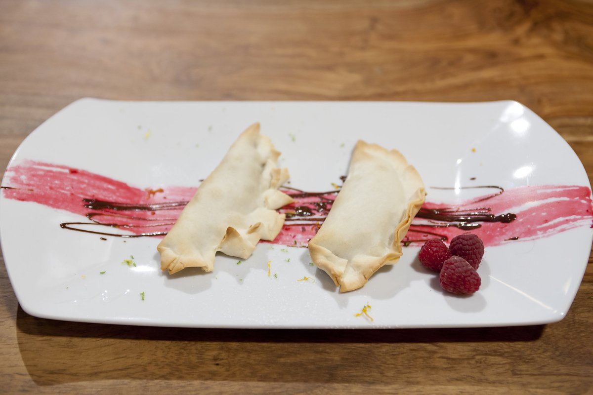 MasterChef_es's tweet photo. .@Martumcj3 ha vivido una montaña rusa con los nervios... #mcjunior https://t.co/qWEAjyWxM5