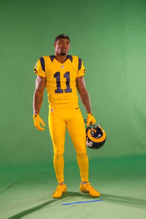 WeenFactsDaily's tweet photo. This is always a bit concerning to see on the NFL Shop Website. #STLNFL #ColorRush https://t.co/rK3v1eFEZN