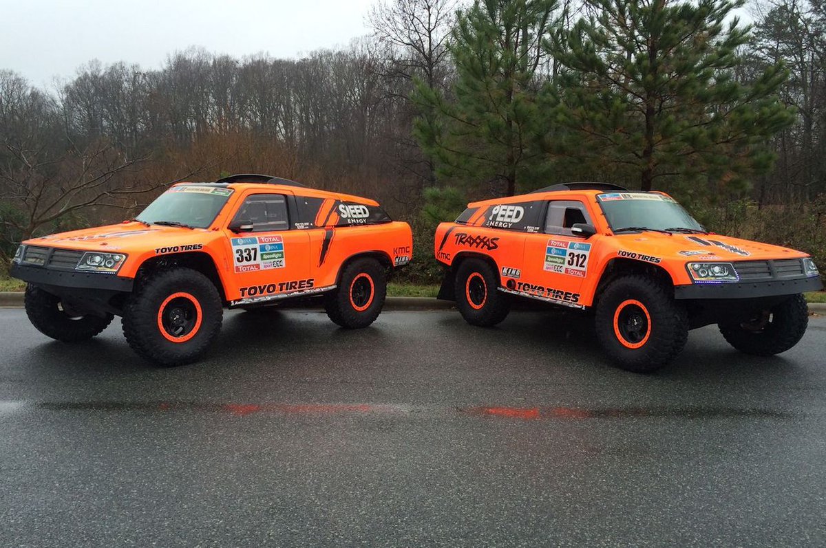 matisanchez's tweet photo. El @SPEED_ENERGY Team #Dakar2016 con 2 Gordini HST: #312 @RobbyGordon #kellonwalch #337 @sheldoncreed #JonahStreet https://t.co/lWDfk5ytxQ