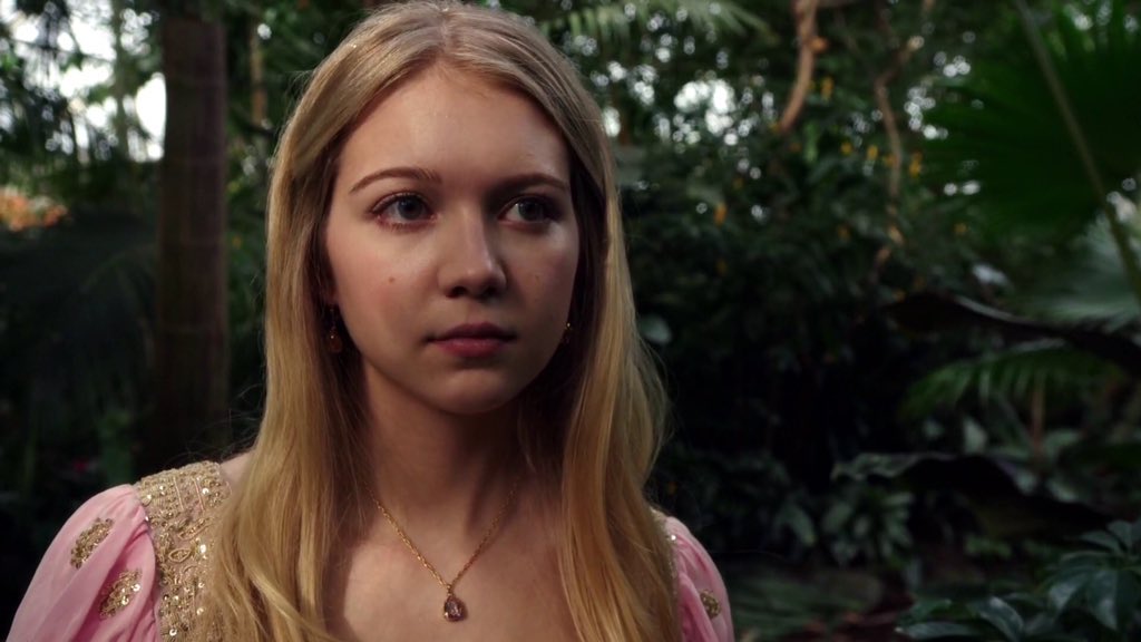 //Teenage Emma//