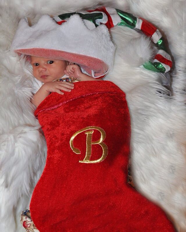 AMadrachimov's tweet photo. Merry Christmas more new born Christmas pictures https://t.co/pThl1bz4KA